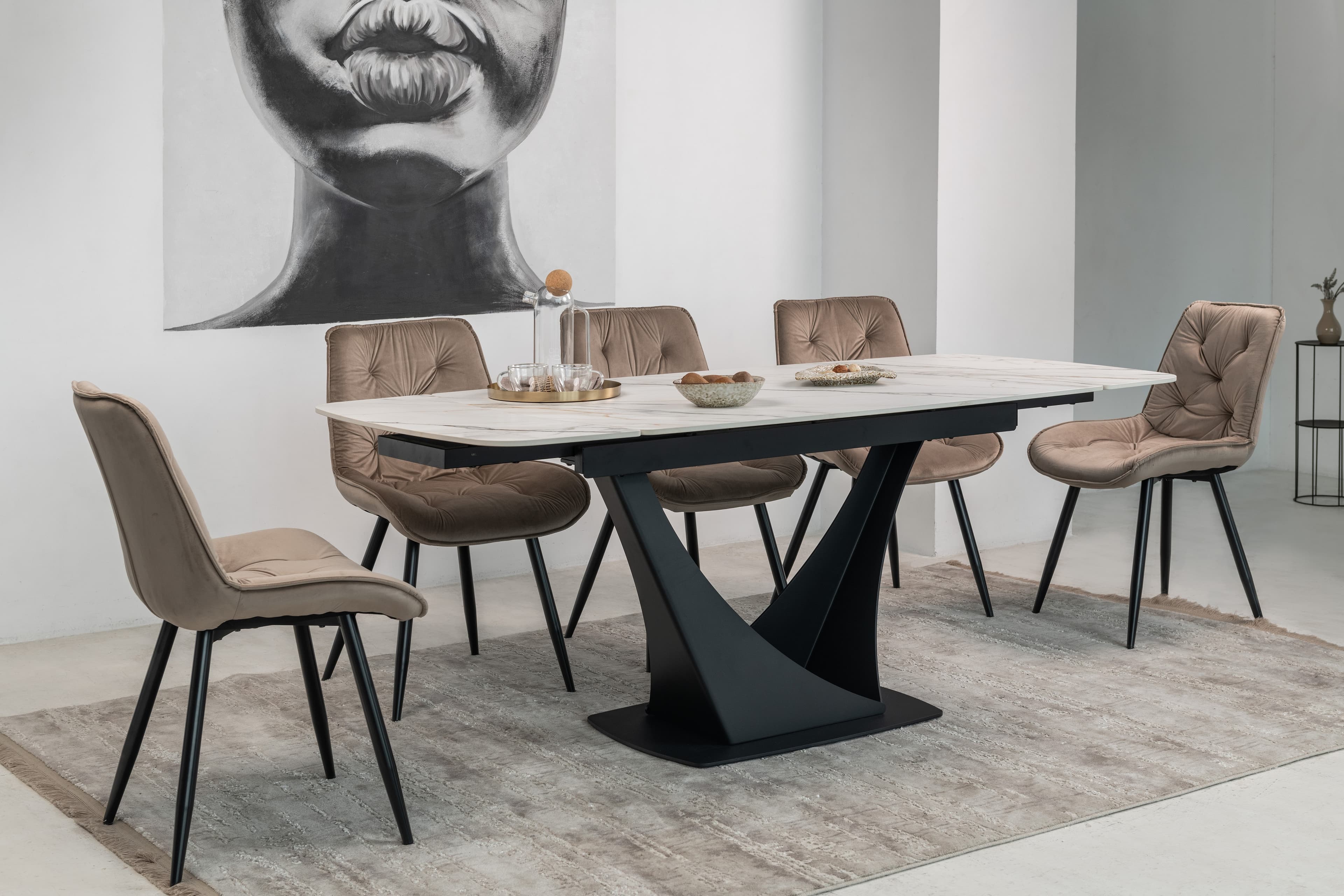 Стілець M-48 капучино велюр + чорний 9